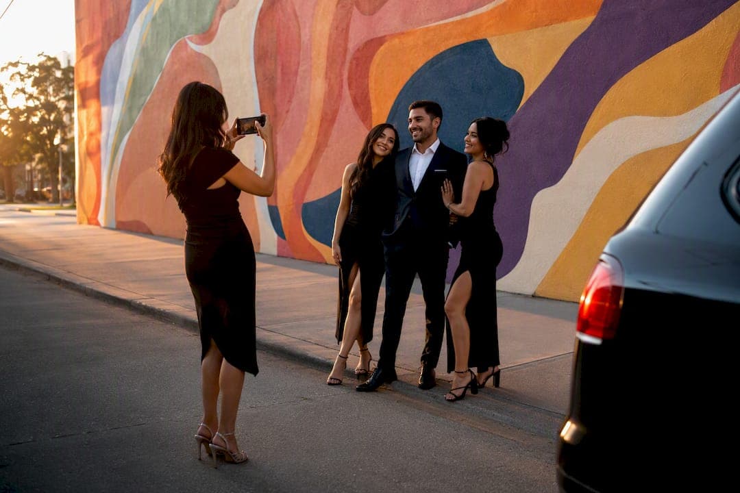 6 Instagrammable Austin Limo Spots: Staging, Timing, Chauffeur Tips